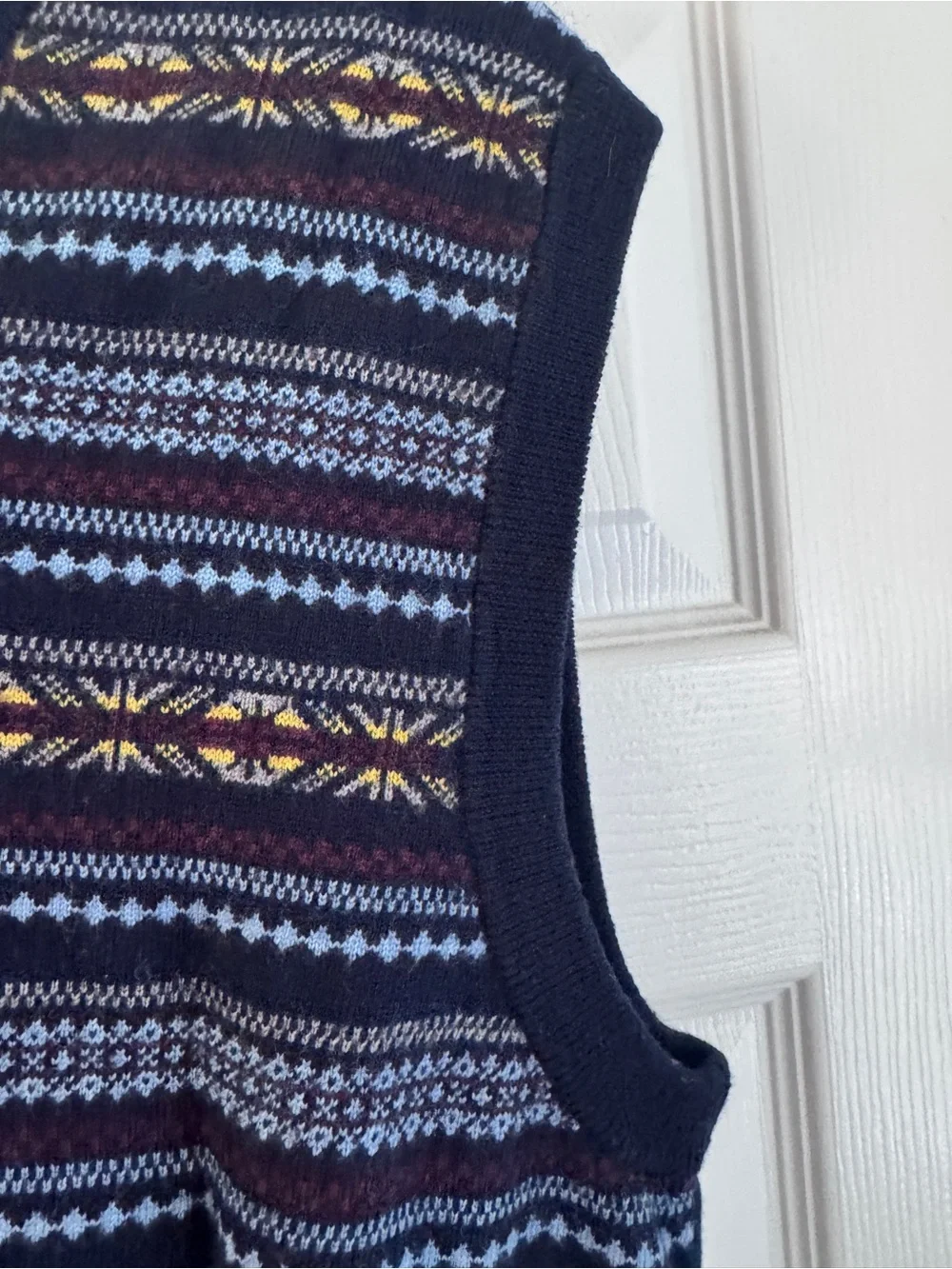 Brooks Brothers Navy V-Neck Fair Isle Knit Vest